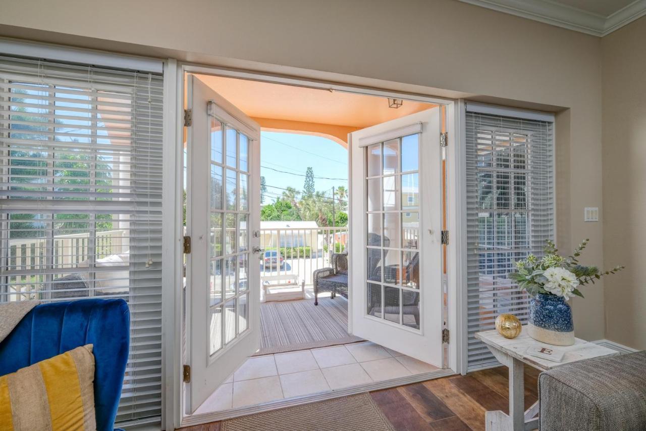 Hibiscus Hideaway Condo Walk To Historic Bridge St Bradenton Beach Exterior photo